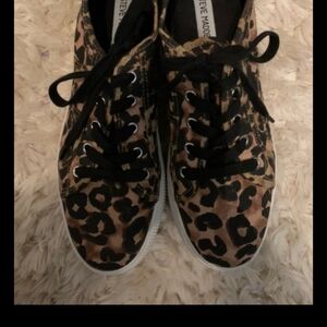 Steve Madden Animal Print platform sneakers-Size 10. BRAND NEW!